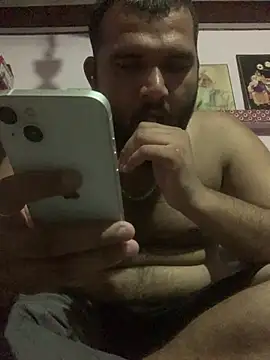 Lord_of_the_Kingss stripchat live cam model