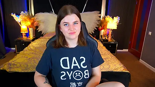 KristiFoxy stripchat live cam model