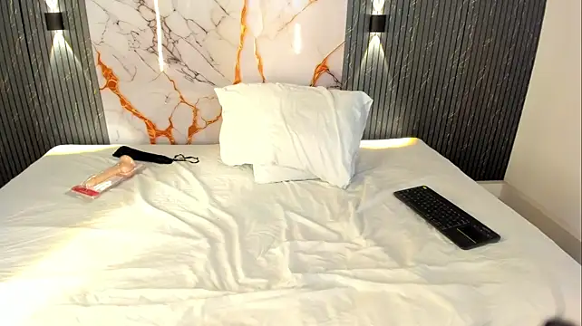 KatallelaMurillo stripchat live cam model