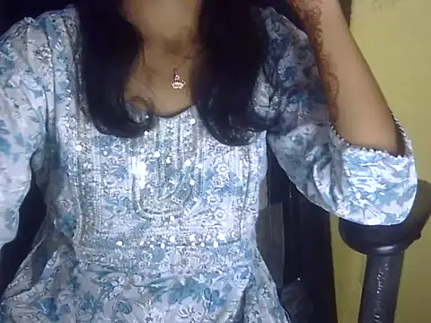 Khushi_ve stripchat live cam model