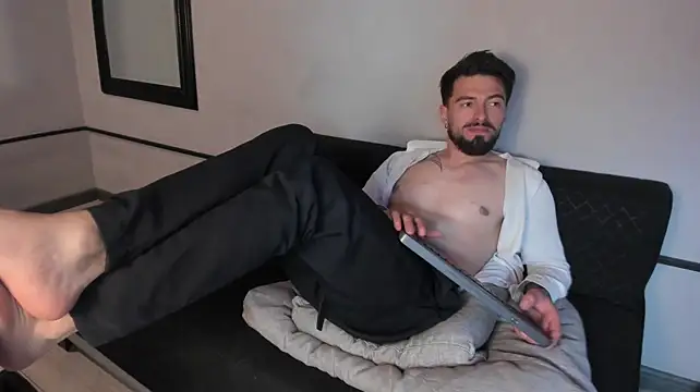 Liam_ashford stripchat live cam model