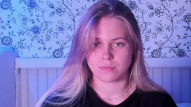 AngelAnty stripchat live cam model