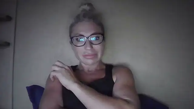 fox_red_lady7 stripchat live cam model