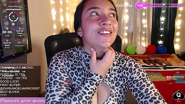 Robin_H00t_2 stripchat live cam model
