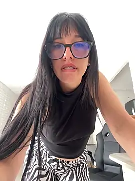 susi_chimm stripchat live cam model
