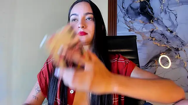 Daphne_Rosse stripchat live cam model