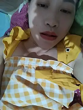 Logii_x stripchat live cam model