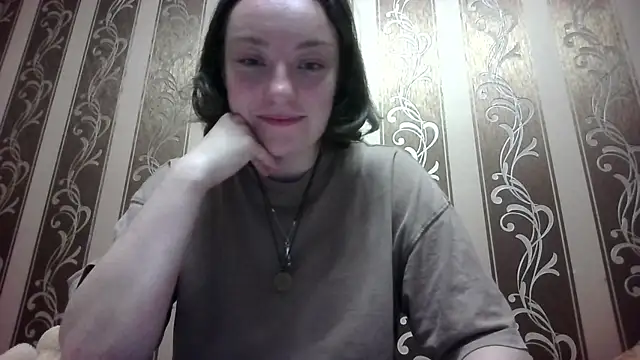 Luna_Spark_ stripchat live cam model