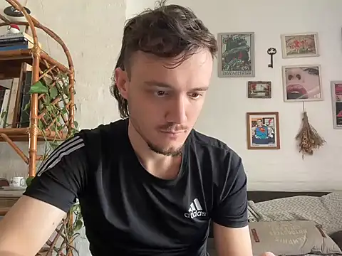 BoyWithToys1 stripchat live cam model