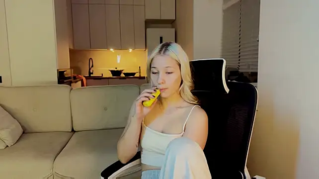 cupcake_soull stripchat live cam model