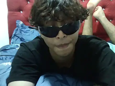 NarcismoXmoon stripchat live cam model