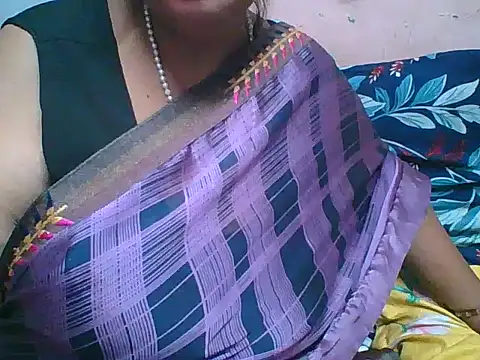 Sweet_ritika143 stripchat live cam model