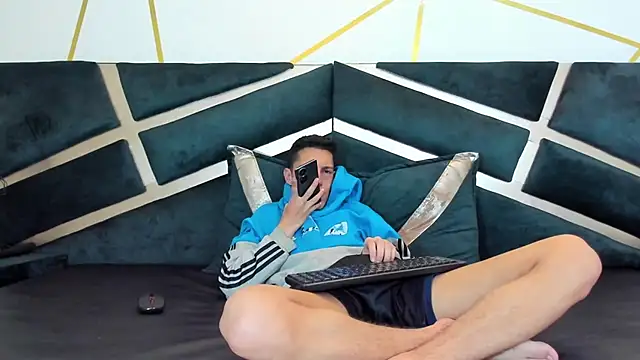 thiago19s stripchat live cam model