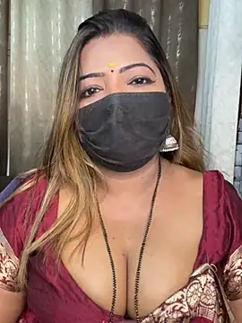 Oh-Monika87 stripchat live cam model