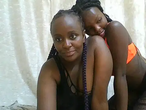 ebony_snack stripchat live cam model