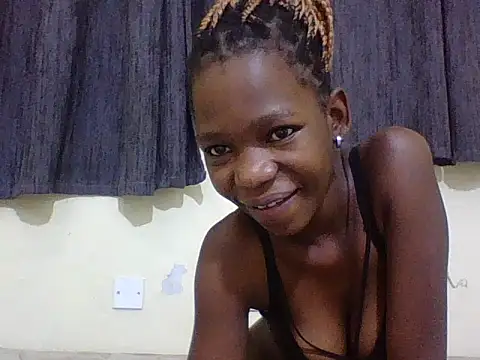 SugarPlumBabe16 stripchat live cam model