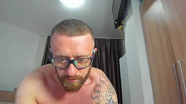 Findom_guy stripchat live cam model
