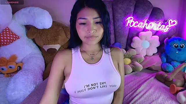 Pocahontascute_33 stripchat live cam model