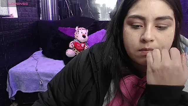 coraline_sun stripchat live cam model