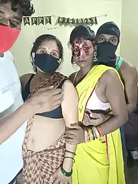 sexy_riya03 stripchat live cam model