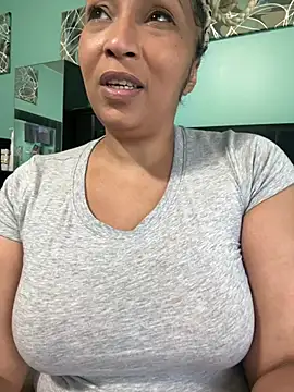 msbaddiebabe101 stripchat live cam model