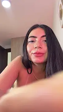 Mia_222 stripchat live cam model