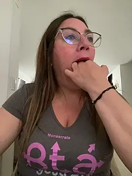 SCARLET-20 stripchat live cam model