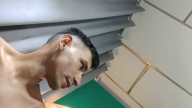 Maturecouple1 stripchat live cam model