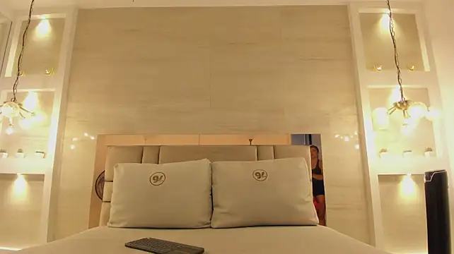 chloe_murray stripchat live cam model