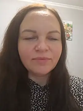 Meri_a stripchat live cam model