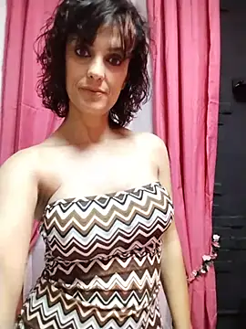 angelaxxx83 stripchat live cam model