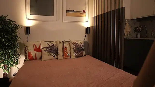 yourbelle stripchat live cam model