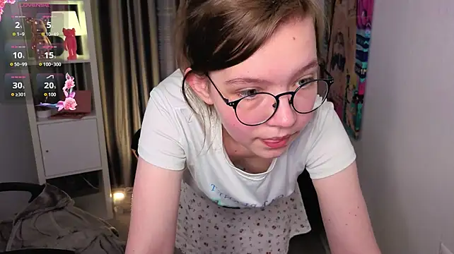 LiaBroock stripchat live cam model