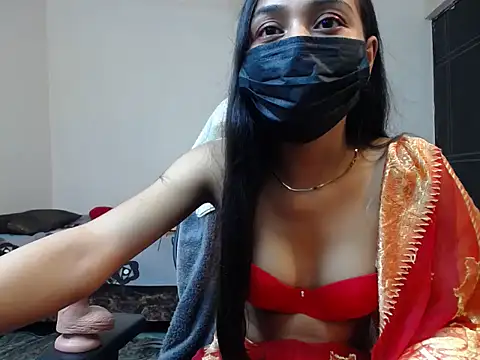 Lyra_luxe stripchat live cam model