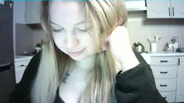Velorda stripchat live cam model