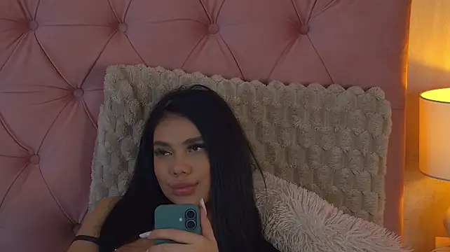 ClaireHutsons stripchat live cam model