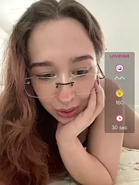 tsuki_chan_on stripchat live cam model