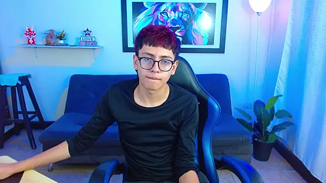 alexcum_18 stripchat live cam model
