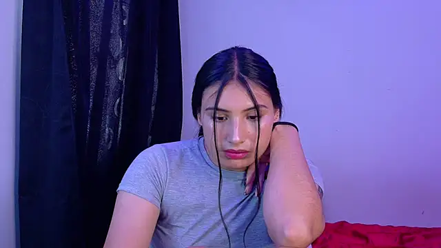Linda_andrew stripchat live cam model