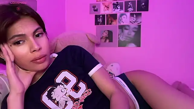 urtwinkbrixz stripchat live cam model