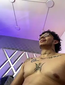 JayTaylorr stripchat live cam model