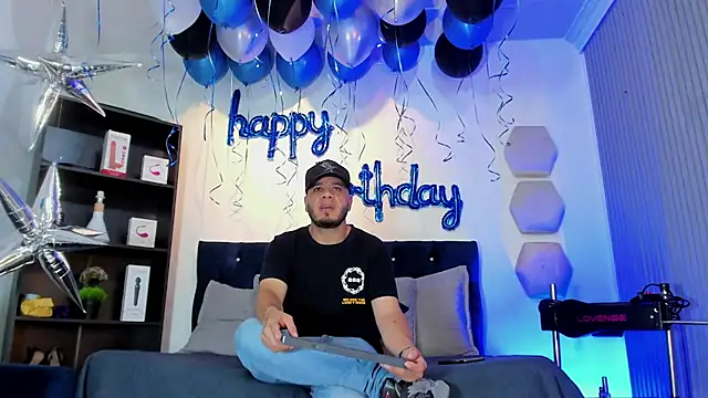 Jacob_Saint stripchat live cam model