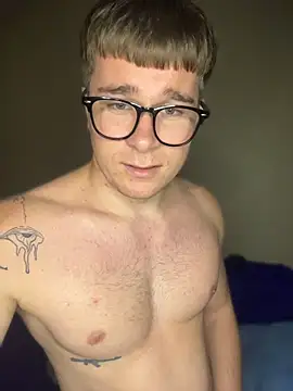 SoulenBounty stripchat live cam model