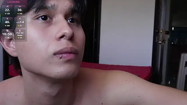 TeddyBear_07 stripchat live cam model