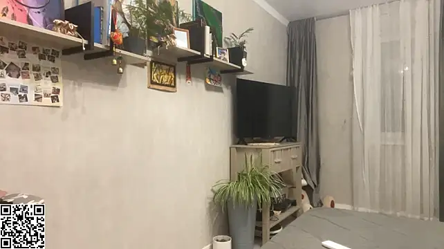 RukiyaLowland stripchat live cam model