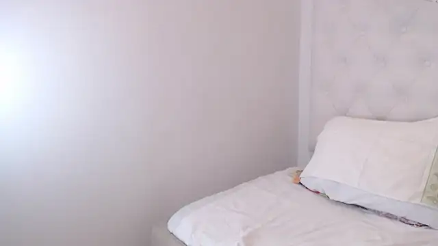 crystal_watson0 stripchat live cam model