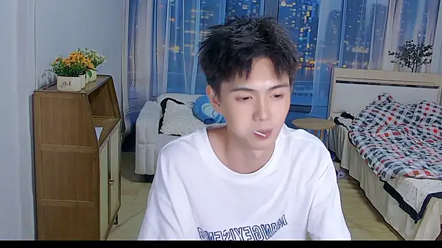 xiaoyang-FF stripchat live cam model