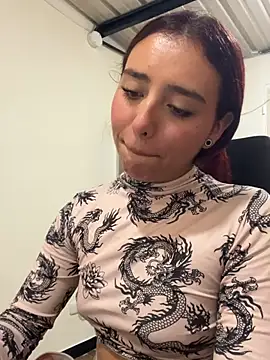 RubyLuxe_ stripchat live cam model