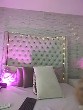 Pamelamiler__ stripchat live cam model