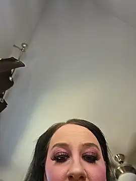 CreamVixen stripchat live cam model
